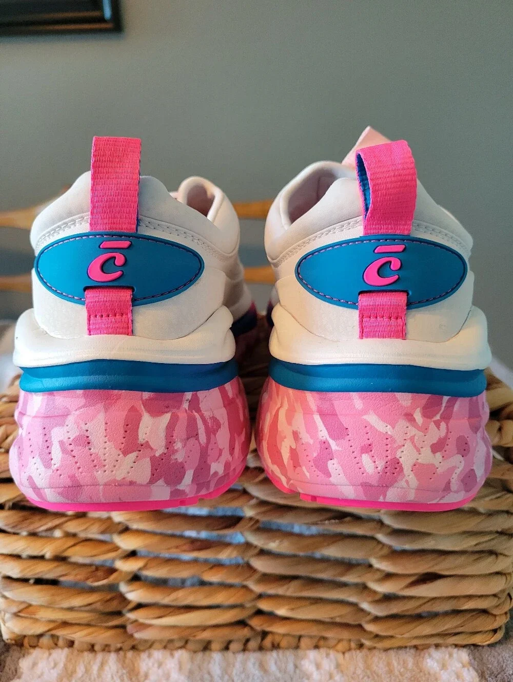 Women's Forte 2 White Pink Marble Women's Size 6.5
